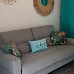 En Rez De Jardin Dans Propriete Prive Pour 4 Personnes La Londe-les-Maures