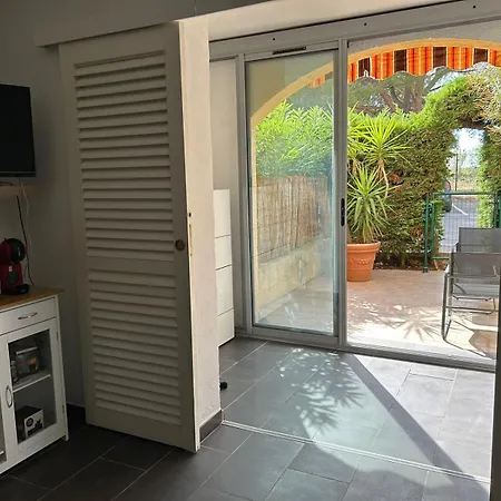 En Rez De Jardin Dans Propriete Prive Pour 4 Personnes Lägenhet
