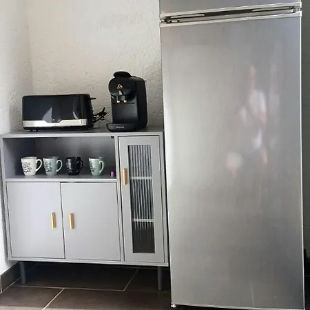 Apartamento En Rez De Jardin Dans Propriété Privé Pour 4 Personnes *