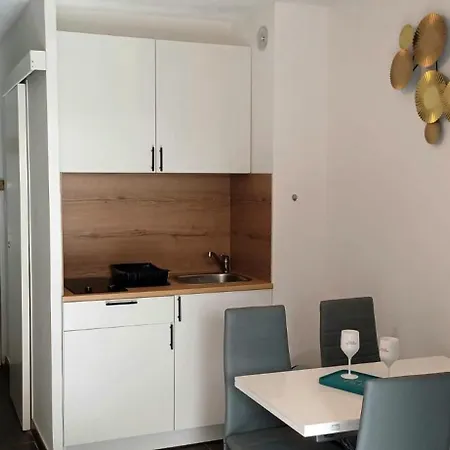 Apartamento En Rez De Jardin Dans Propriété Privé Pour 4 Personnes