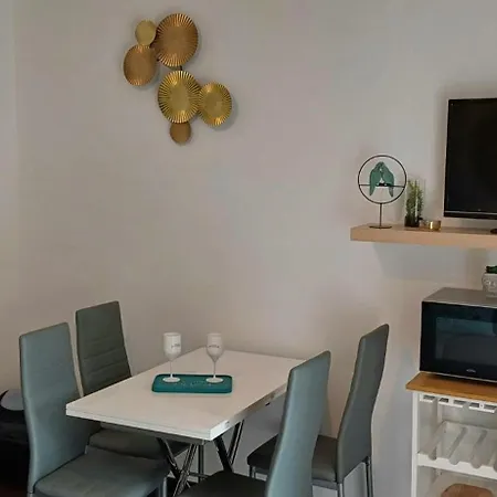 En Rez De Jardin Dans Propriete Prive Pour 4 Personnes * Ла-Лонд-ле-Мор